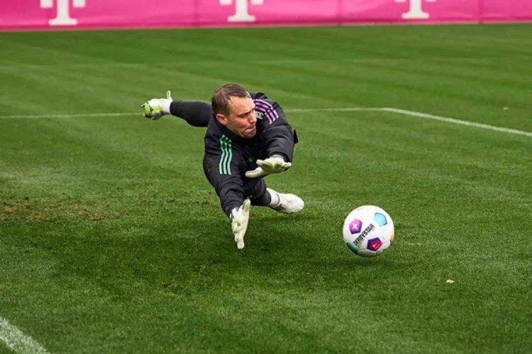 Manuel Neuer geri d&ouml;nd&uuml;