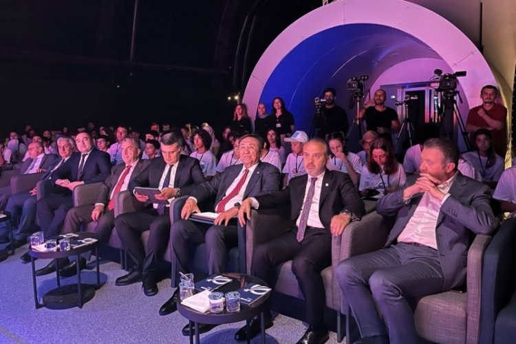 Bursa'da T&uuml;rki Cumhuriyetler Uzay Kaşifleri Akademisi a&ccedil;ıldı