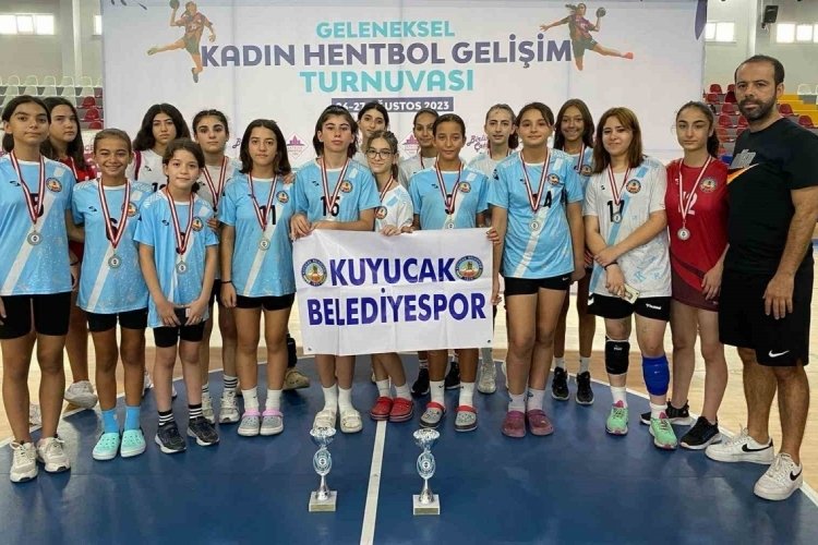 Kuyucak Belediyespor'dan b&uuml;y&uuml;k başarı