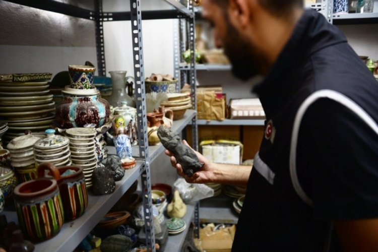 İstanbul'da tarihi eser operasyonunda 3 milyon dolarlık eser ele ge&ccedil;irildi