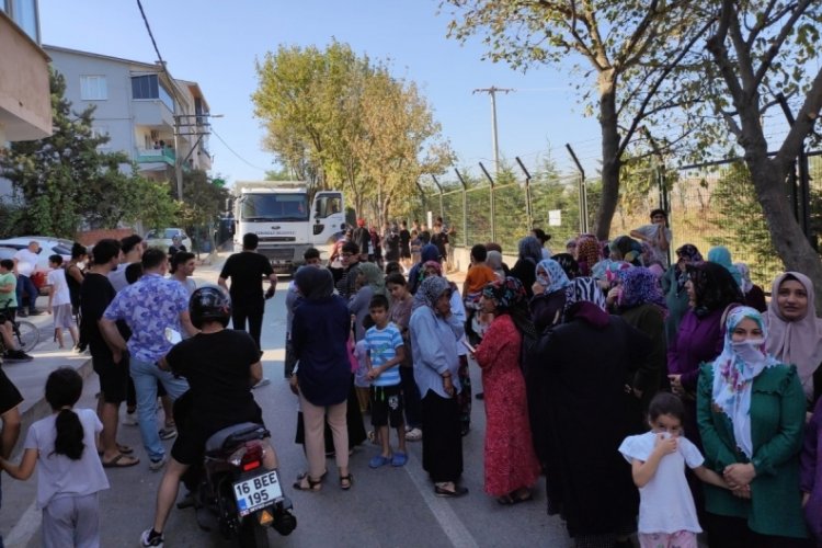 Bursa'da Yenibağlar mahallesi &ccedil;&ouml;p isyanında