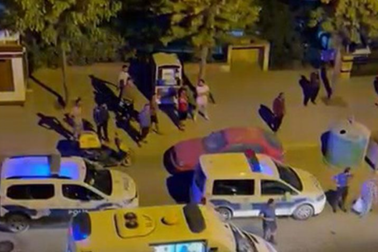 İstanbul Kadık&ouml;y'de hareketli dakikalar!