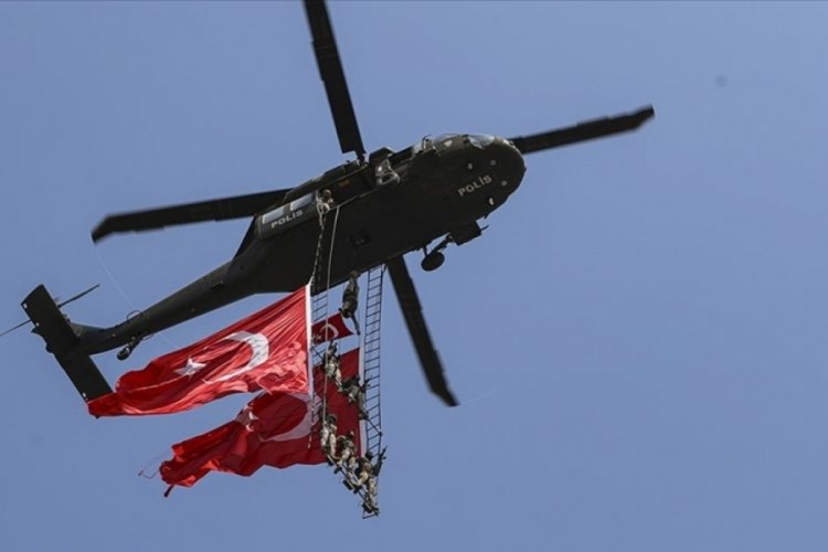 "&Uuml;&ccedil; B&uuml;y&uuml;kler"den Zafer Bayramı mesajı