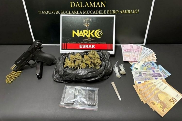 Muğla'da peynir tenekesinden 1 kilo 711 gram esrar &ccedil;ıktı
