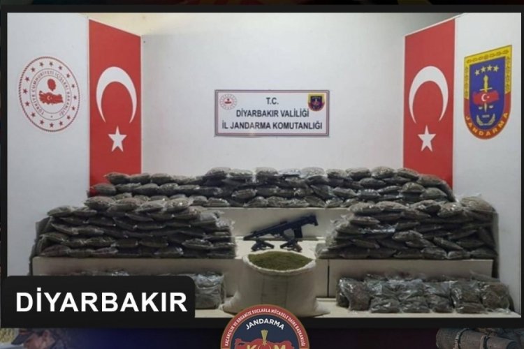 Diyarbakır'da d&uuml;zenlenen operasyonlarda 315 kilo esrar ele ge&ccedil;irildi