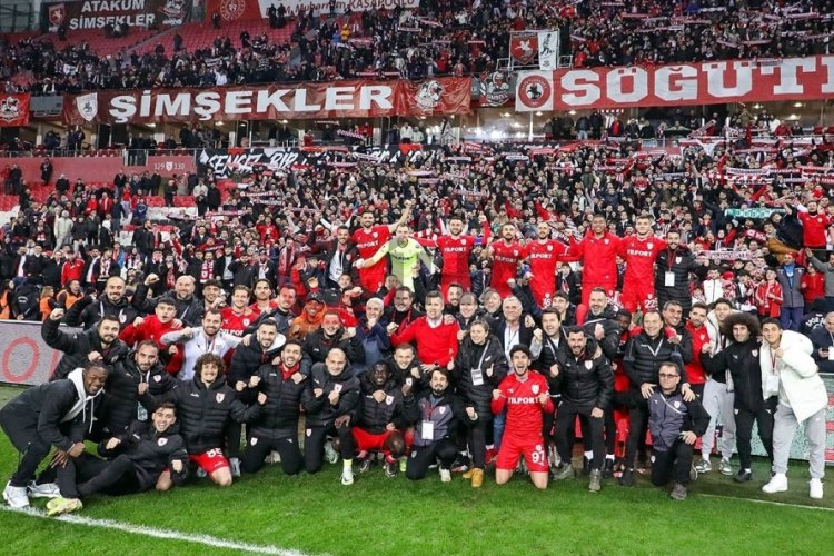 Samsunspor başkanı a&ccedil;ıkladı transfer yolda