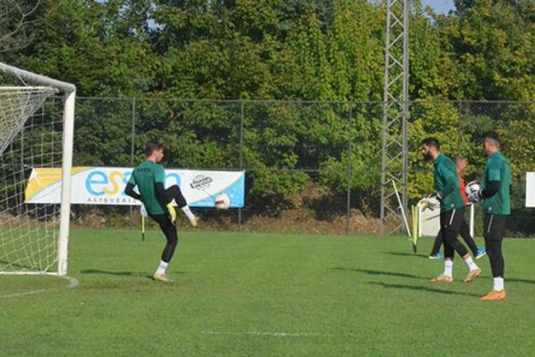 Sakaryaspor'da Bandırmaspor ma&ccedil;ı hazırlıkları devam ediyor