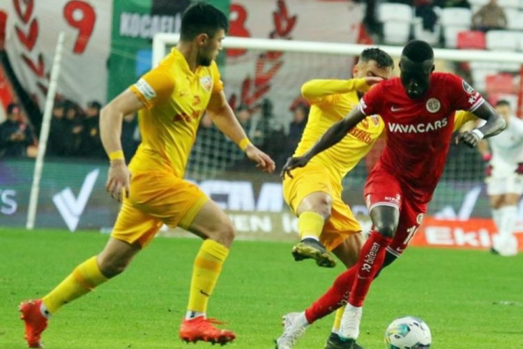 Kayserisporlu futbolculara milli davet