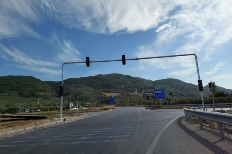 Bursa'da Togg otomobil fabrikası girişine sinyalizasyon sistemi kuruluyor
