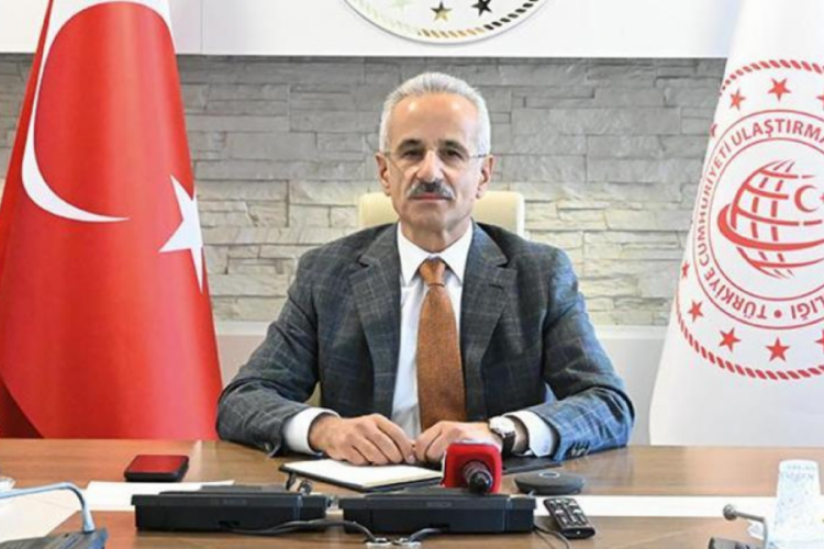 Bakan Uraloğlu'ndan tahıl koridoru a&ccedil;ıklaması!