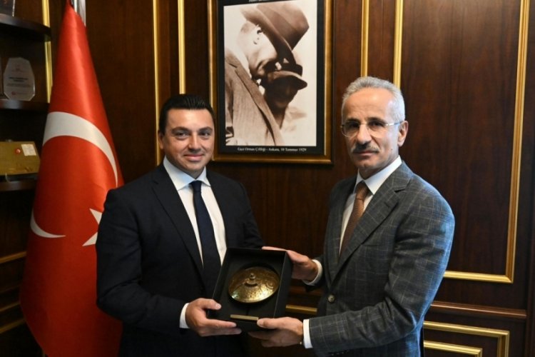 Bakan Uraloğlu, Maltalı mevkidaşı Aaron Farrugıa ile g&ouml;r&uuml;şt&uuml;