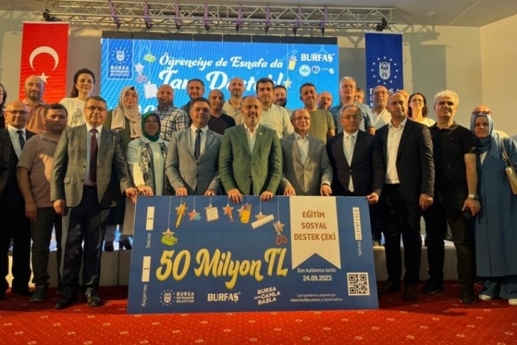 Bursa B&uuml;y&uuml;kşehir'den 50 bin &ccedil;ocuğa, 50 milyon liralık destek &ccedil;eki