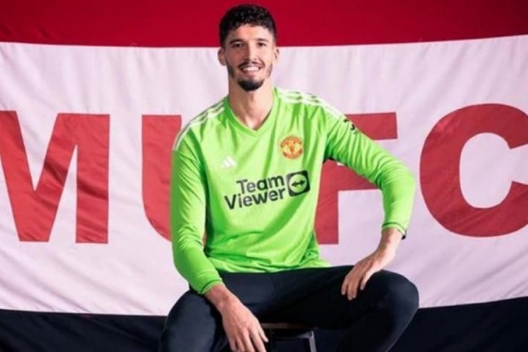 United, Altay Bayındır'ı resmen a&ccedil;ıkladı!