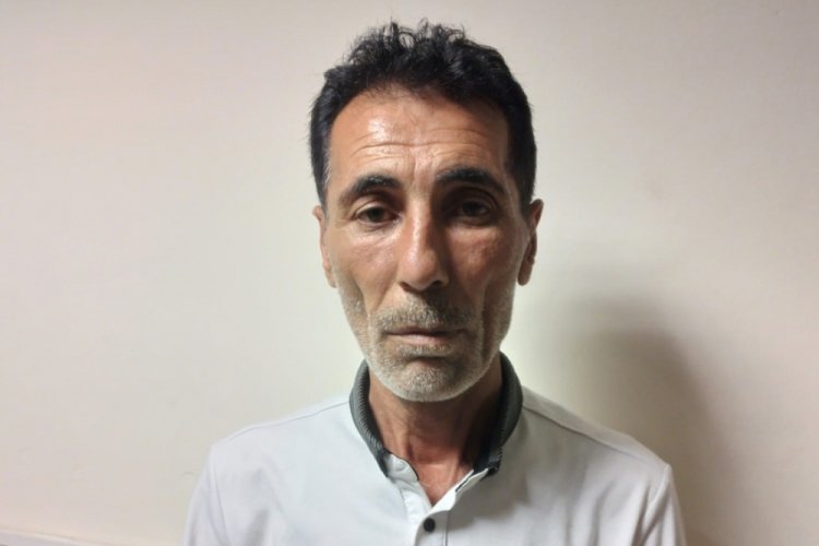 Amasya'da TIR'ın dorsesinden 39 ka&ccedil;ak g&ouml;&ccedil;men &ccedil;ıktı, s&uuml;r&uuml;c&uuml; tutuklandı