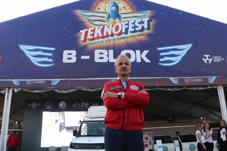 Bakan Uraloğlu: TEKNOFEST'e vatandaşlarımızdan yoğun bir ilgi var