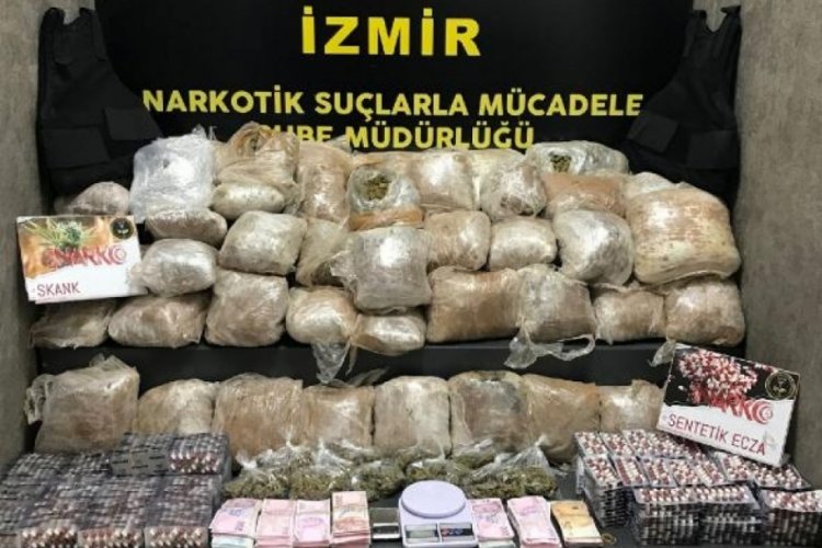 İzmir'de uyuşturucu operasyonunda 35 kilo esrar yakalandı: 5 tutuklama