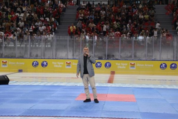 Gen&ccedil;lik ve Spor Bakanı Osman Aşkın Bak a&ccedil;ıklamalarda bulundu