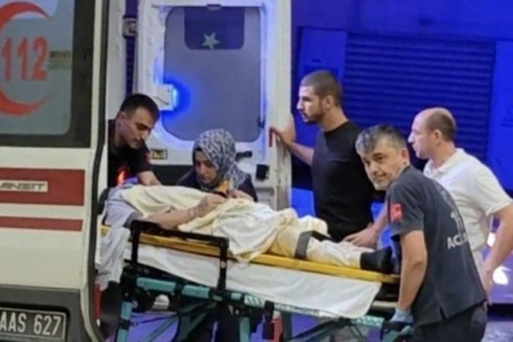 Bursa'da arkadaşını 3. kattan aşağıya attı!