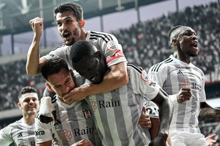 Beşiktaş Sivasspor'u  2-0 yendi