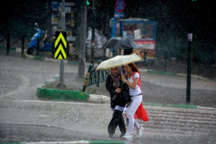 Meteoroloji'den 68 il i&ccedil;in sağanak uyarısı! Peki Bursa?