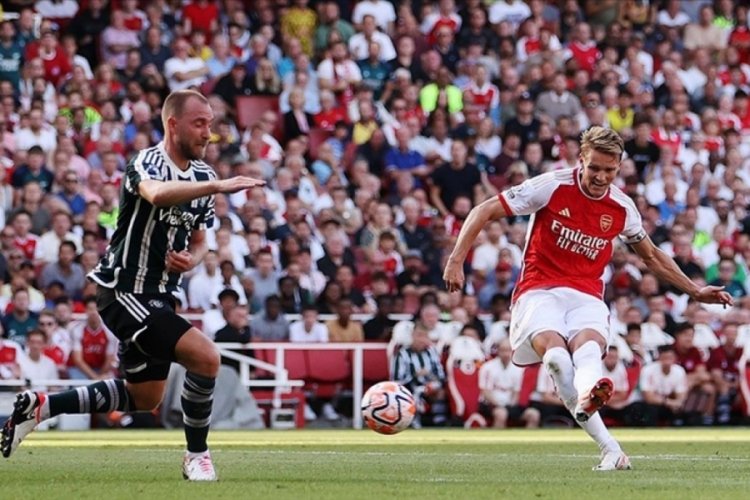 Arsenal Manchester United'ı 3-1 yendi