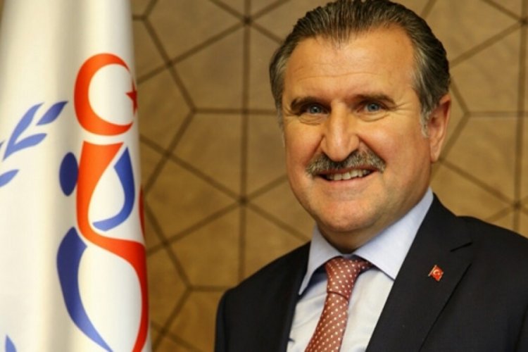 Bakan Bak'tan Kick Boks Milli Takımı i&ccedil;in tebrik etti