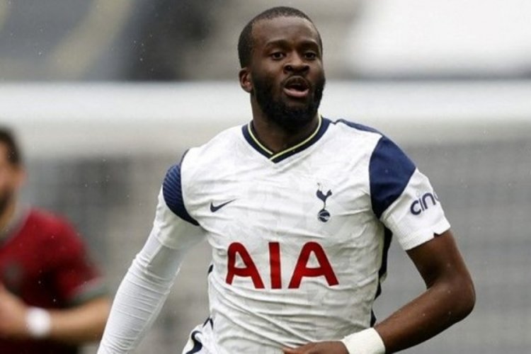 Galatasaray taraftarına m&uuml;jde beklenen orta saha geliyor