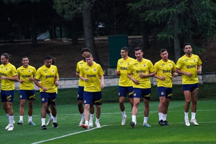 Fenerbah&ccedil;e Konferans Ligi kadrosunu a&ccedil;ıkladı!