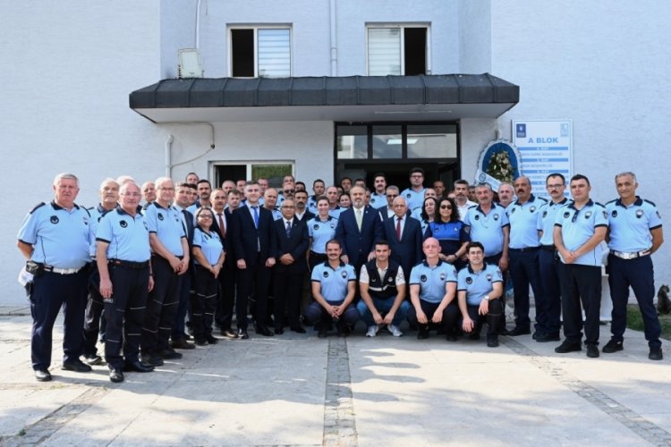 Bursa'da Başkan Aktaş zabıta personeliyle bir araya geldi