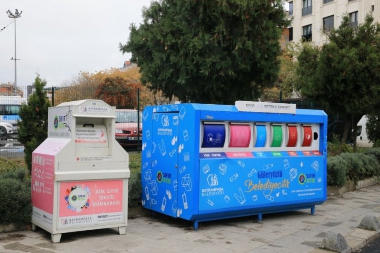 Geri d&ouml;n&uuml;ş&uuml;m konteynerinin i&ccedil;i g&ouml;renleri şoke etti