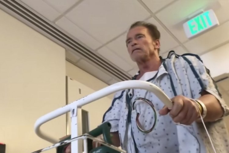 Arnold Schwarzenegger &ouml;l&uuml;me yaklaştığı anı anlattı