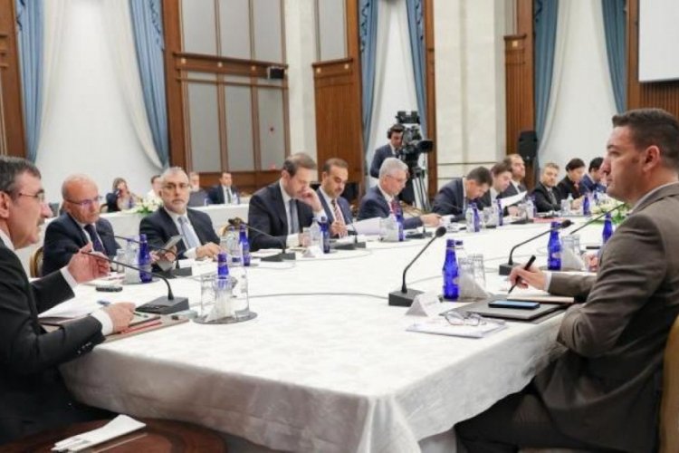 Bakan Vedat Işıkhan: En &ouml;nemli g&ouml;revlerden bir tanesi istihdam