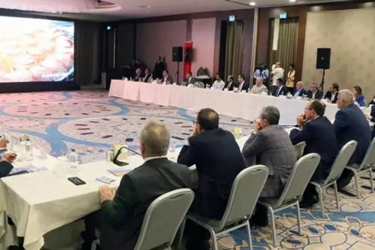 Bakan Ersoy duyurdu: 2028 yılında turizm hedefi 100 milyar dolar