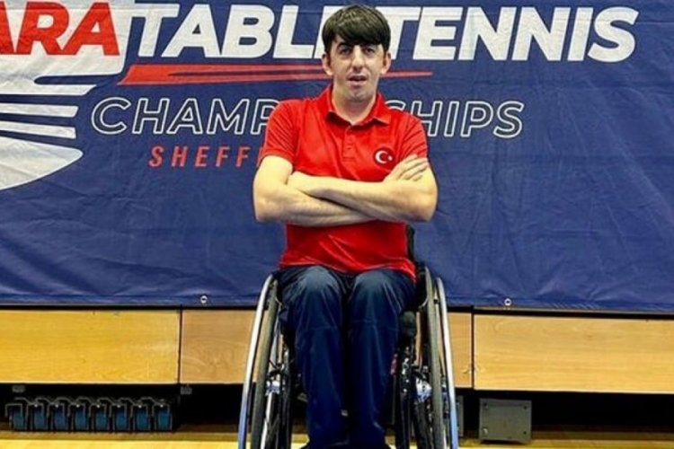 Milli masa tenis&ccedil;i Abdullah &Ouml;zt&uuml;rk'ten olimpiyat kotası