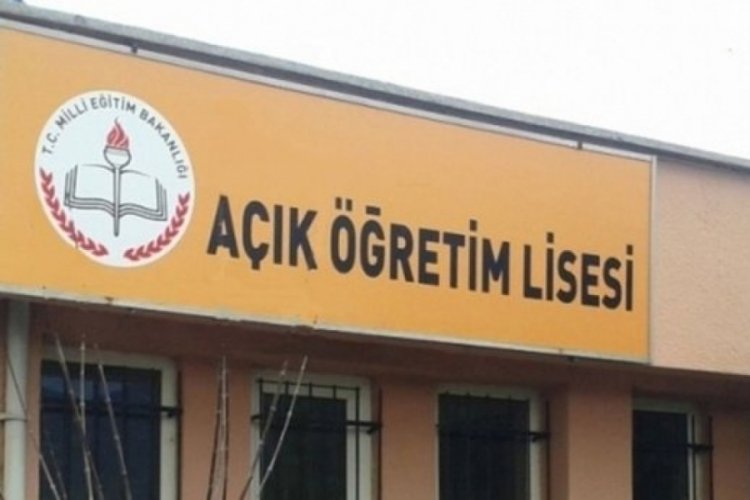 Açık liseye geçiş hakkı kimlere var? Kimler açık liseye geçiş yapamaz? Açık liseye geçiş ile ilgili kararın detayları...