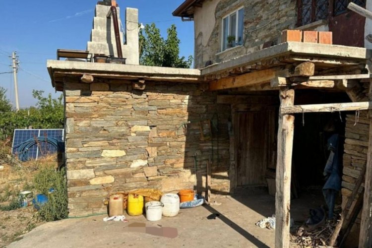 Uşak'ta balkondan d&uuml;şen Faslı kadın hayatını kaybetti