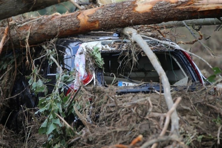İğneada'daki ka&ccedil;ak bungalov faciasında 2 tutuklama