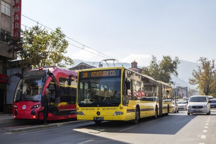 Bursa'da okula ulaşım ilk 3 g&uuml;n &uuml;cretsiz
