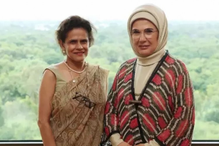 Emine Erdoğan, Earth Foundation'ın Başkanı ile g&ouml;r&uuml;şt&uuml;