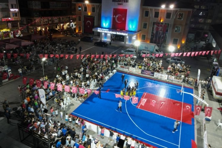 Mustafakemalpaşa'nın markası tatlıtop basketbol şenlikleri başladı