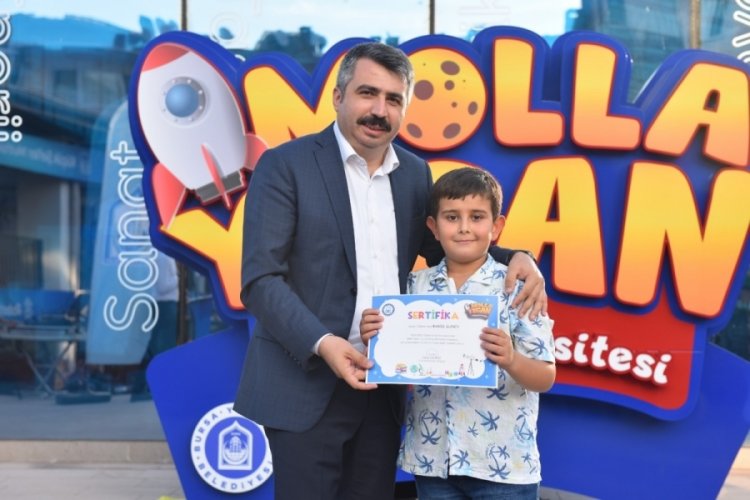 Yıldırım'da &ccedil;ocuk &uuml;niversitenin mezuniyet coşkusu