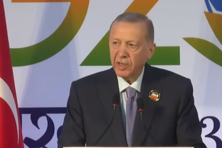 Cumhurbaşkanı Erdoğan: T&uuml;rkiye olarak adaletsizliklere itiraz ediyoruz