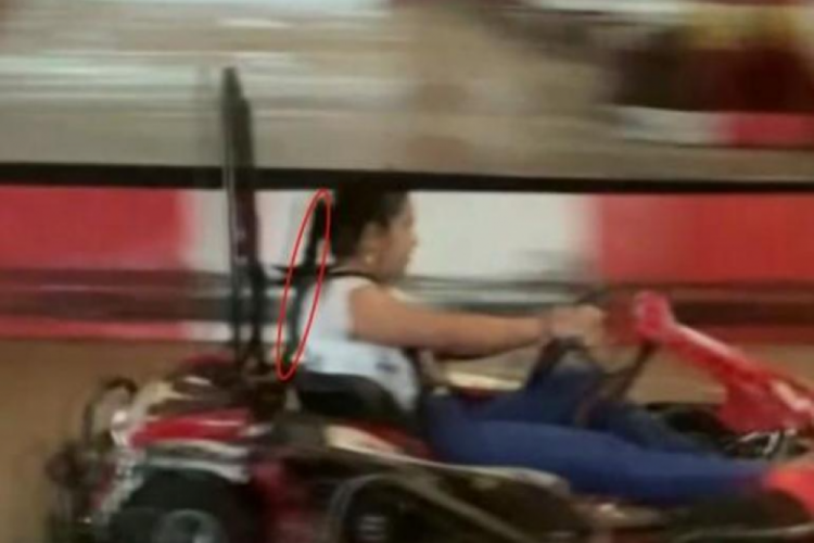 Go-kart pistinde facia: 15 yaşındaki &ccedil;ocuğun sa&ccedil;ı aracın tekerlerine dolandı!