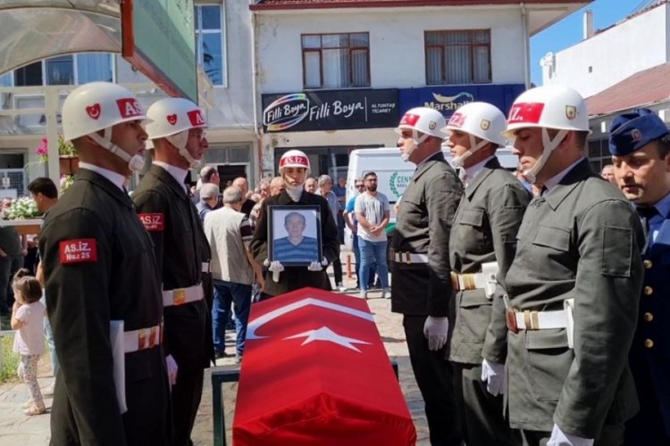 Bursa'da Emekli Baş&ccedil;avuş Salim Yılmaz askeri t&ouml;renle uğurlandı