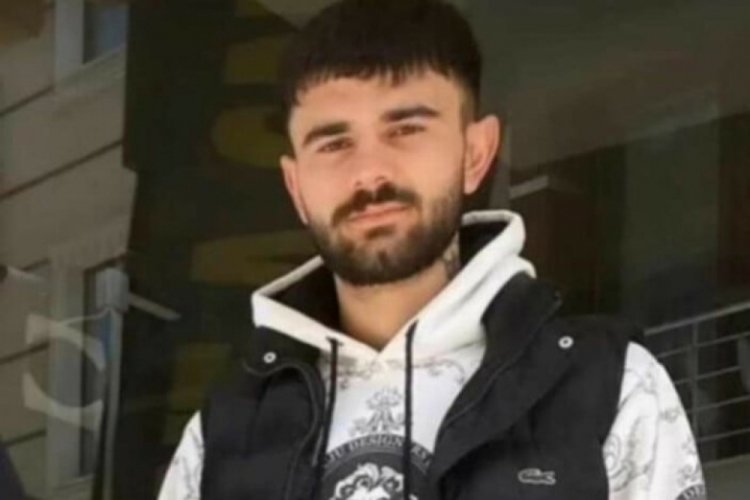 Konya'da otomobille &ccedil;arpışan motosikletin s&uuml;r&uuml;c&uuml;s&uuml; &ouml;ld&uuml;