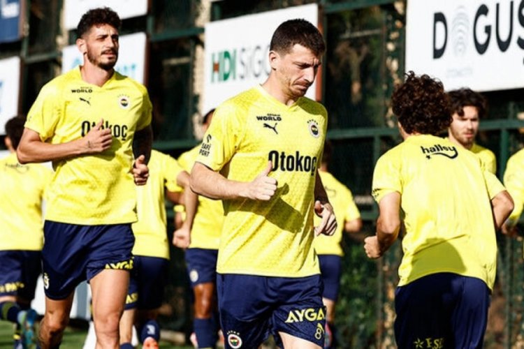 Fenerbah&ccedil;e, Antalyaspor ma&ccedil;ının hazırlıklarını s&uuml;rd&uuml;rd&uuml;