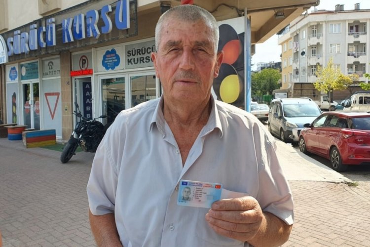 Bursa'da 30 kez denedi, 30'uncu denemesinde s&uuml;r&uuml;c&uuml; belgesi aldı!