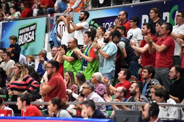 Tofaş basketbol 2023-2024 sezonu kombineleri satışa &ccedil;ıktı