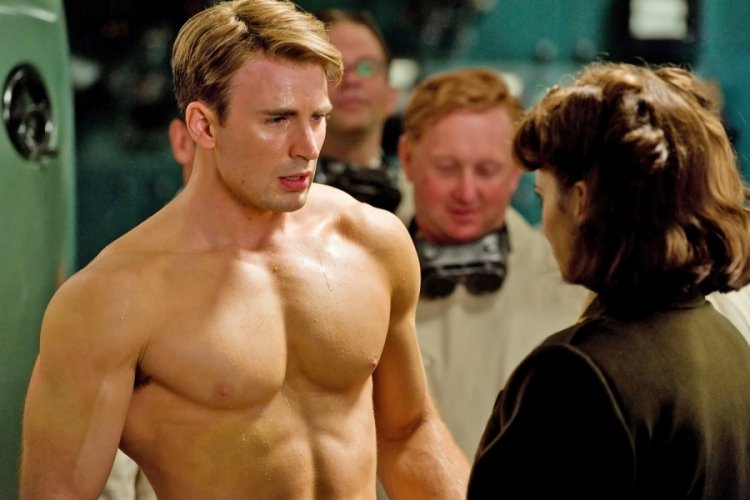 Kaptan Amerika "Chris Evans" sessiz sedasız evlendi
