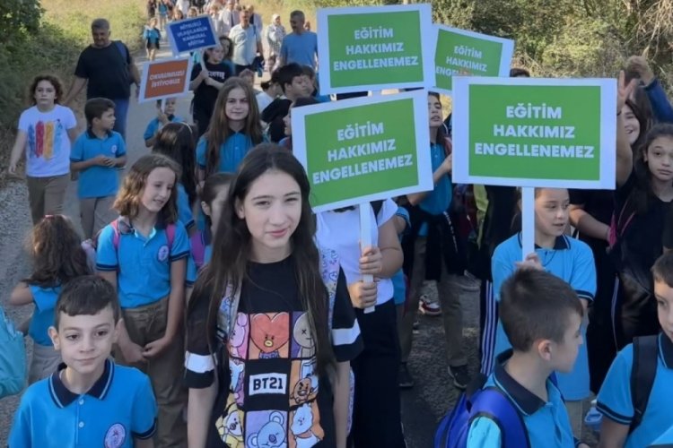 İlk ders zili &ccedil;aldı ama Hasanağalı &ccedil;ocuklar okula gidemiyor